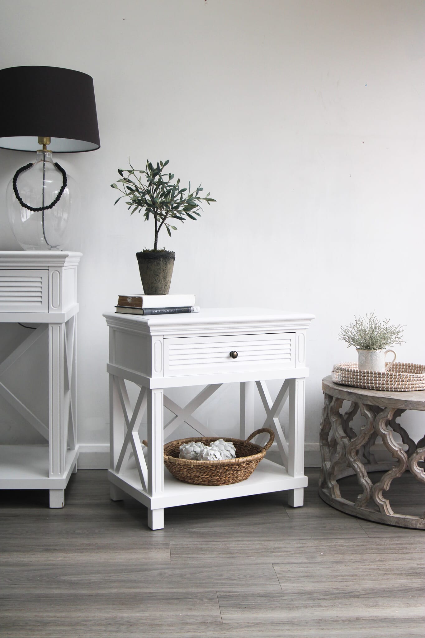 white hamptons side table