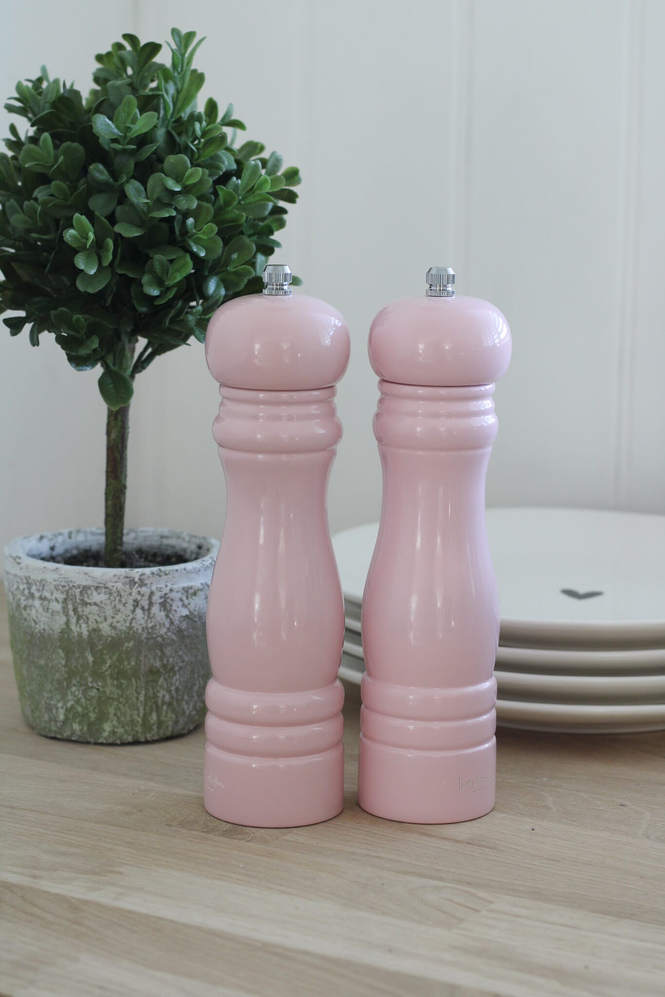 Pink Salt Pepper Mills Classic Design Pretty Little Home